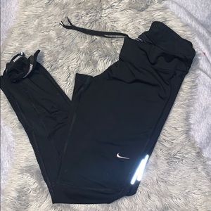 Nike dri fit leggings 🌸